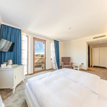 Hotel Studio Hotel 3*