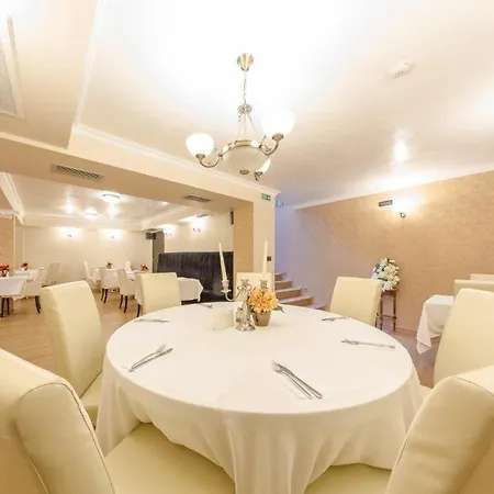 Hotel Studio 3* Veliko Tărnovo