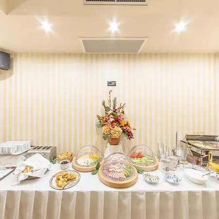 Hotel Hotel Studio 3*
