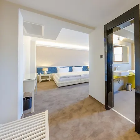 Hotel Studio 3* Veliko Tărnovo